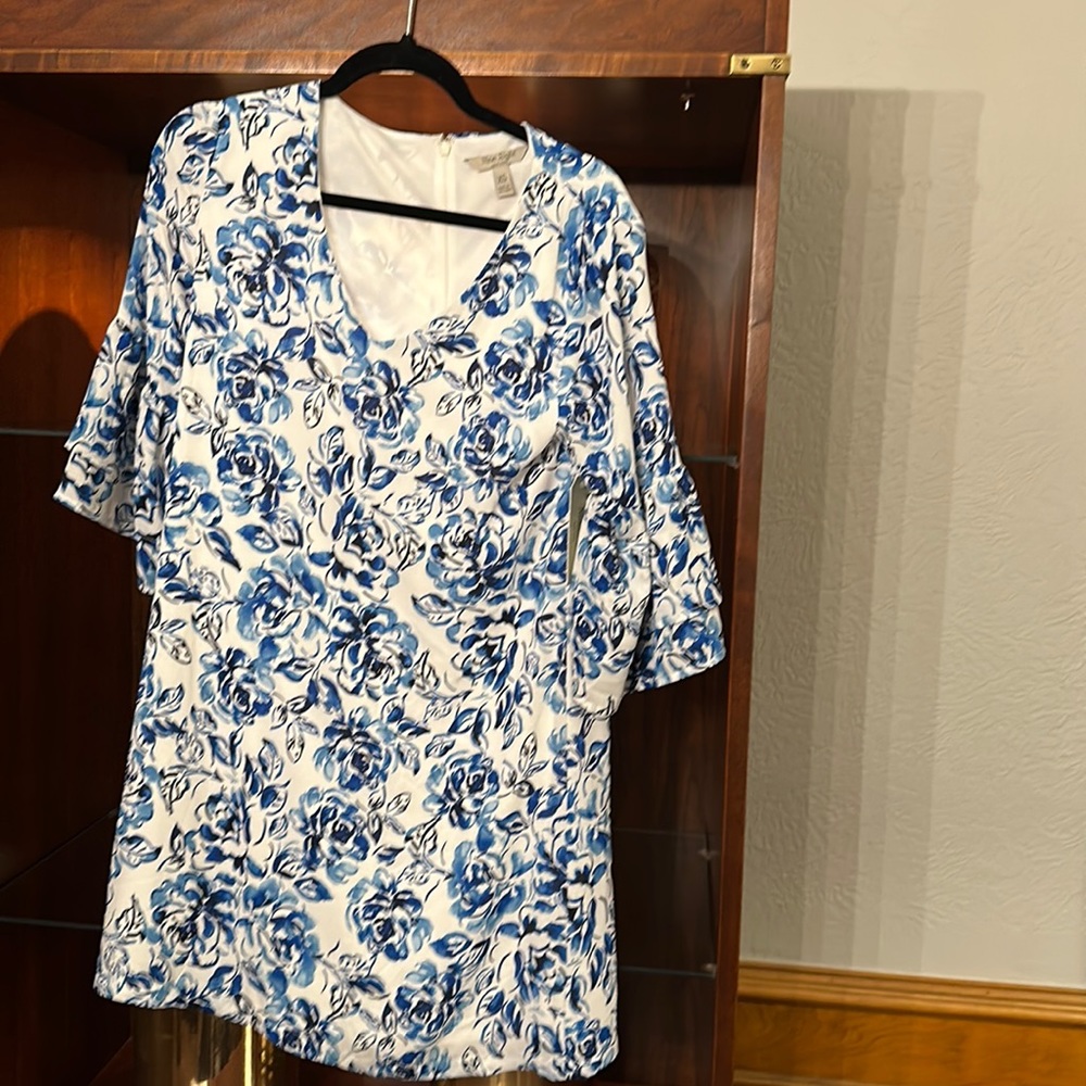 NWT Size XS Dress